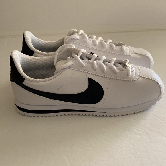 NIKE White Cortez Sneakers Big Kid 5 - Picture 6 of 11